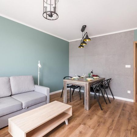Poznan Serbska 2 Miejsca Parkingowe By Noclegi Renters Eksteriør billede