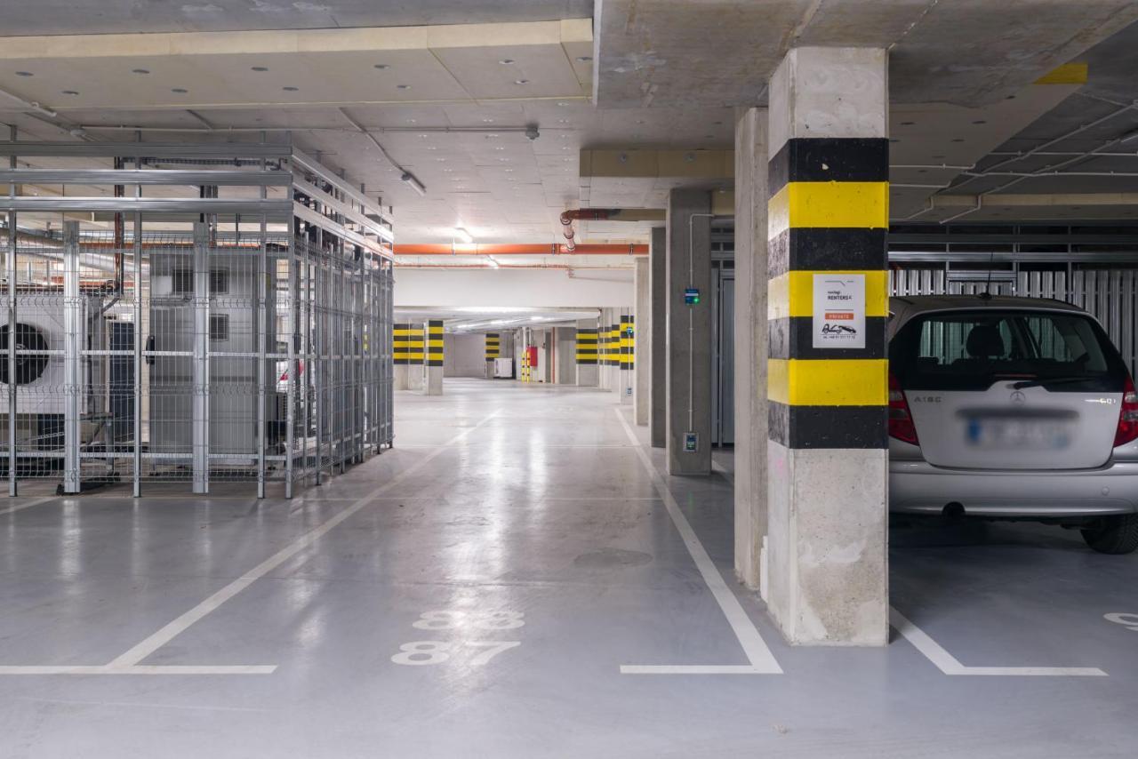 Poznan Serbska 2 Miejsca Parkingowe By Noclegi Renters Eksteriør billede
